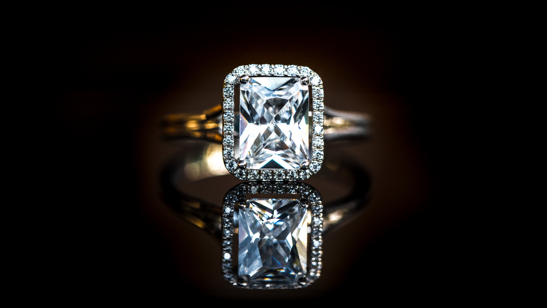 How Many Carats Should An Engagement Ring Be? – Mervis Diamond Importers How many carats for an engagement ring