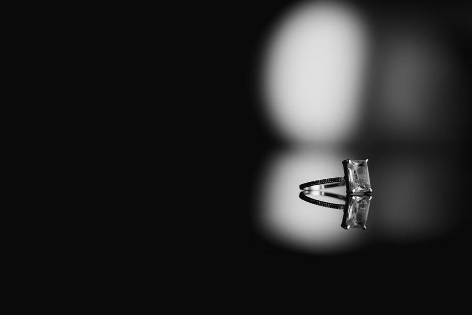 Don't Get Color Blinded when Choosing a 3 Carat Diamond
