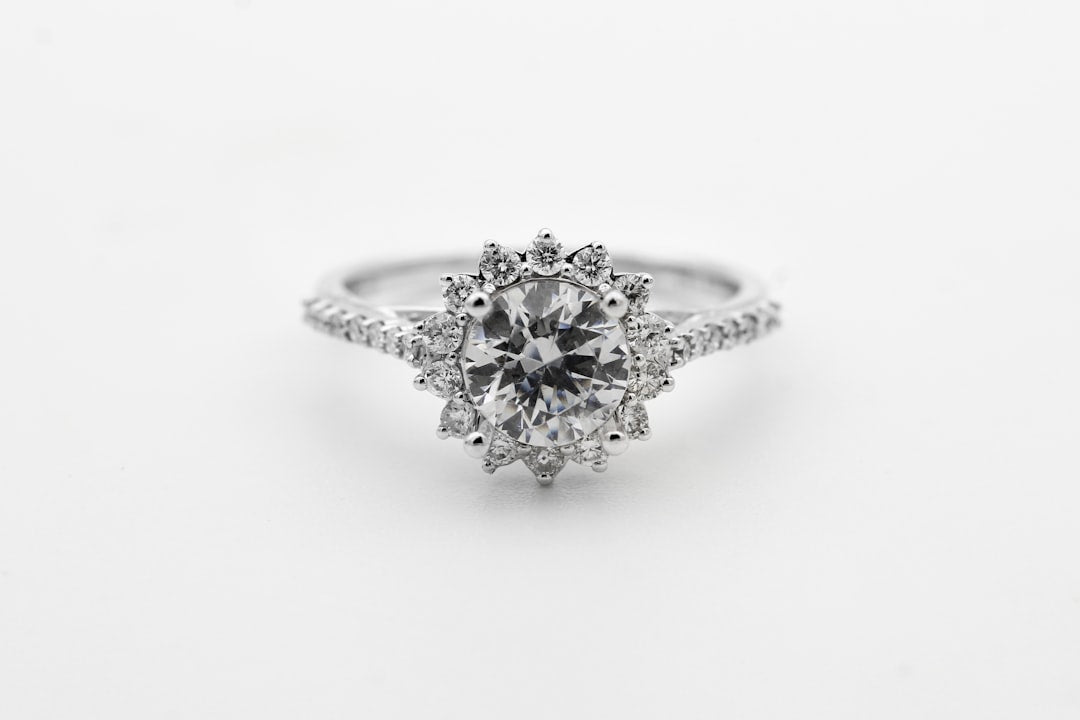 Everything You Need to Know About the 4 Cs of Engagement Rings