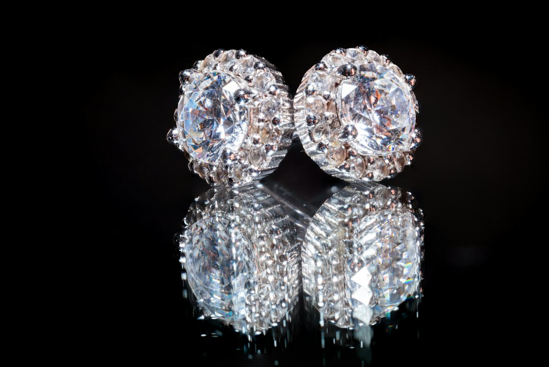 Smart Sparkle: A Savvy Shopper's Guide to Lab Grown Diamond Studs