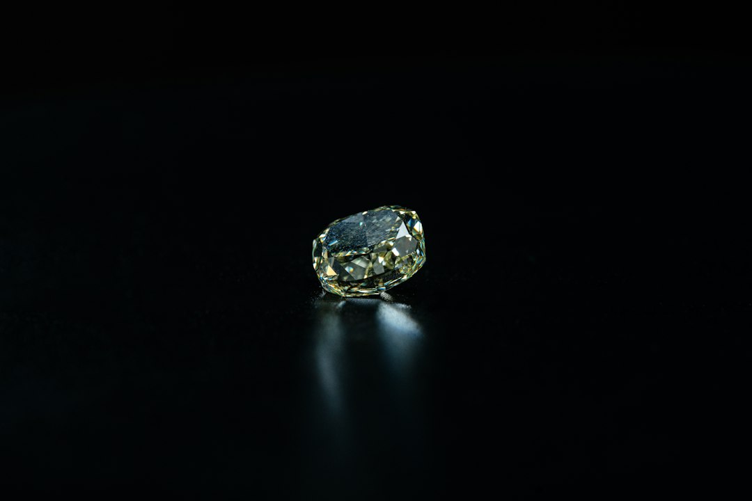 Why a 2 Carat Lab Grown Oval Diamond Ring Is the Smartest Choice Today