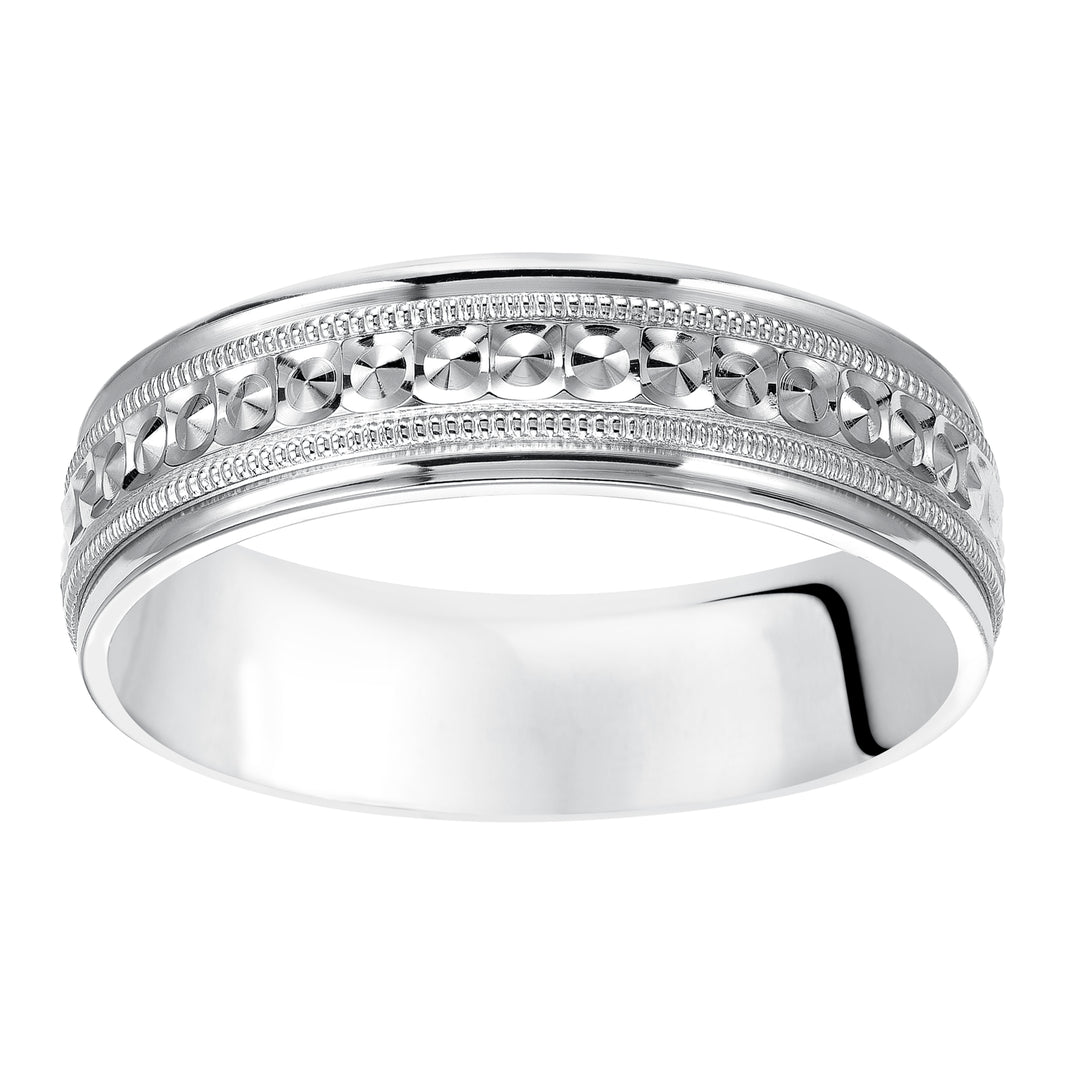 This low-dome styled, Comfort Fit wedding band features an eye-catching design with a bright finish, milgrain and round edges