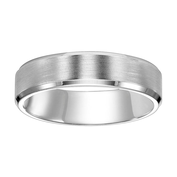 This crisp yet timeless Comfort Fit wedding features a brushed finish with beveled edge