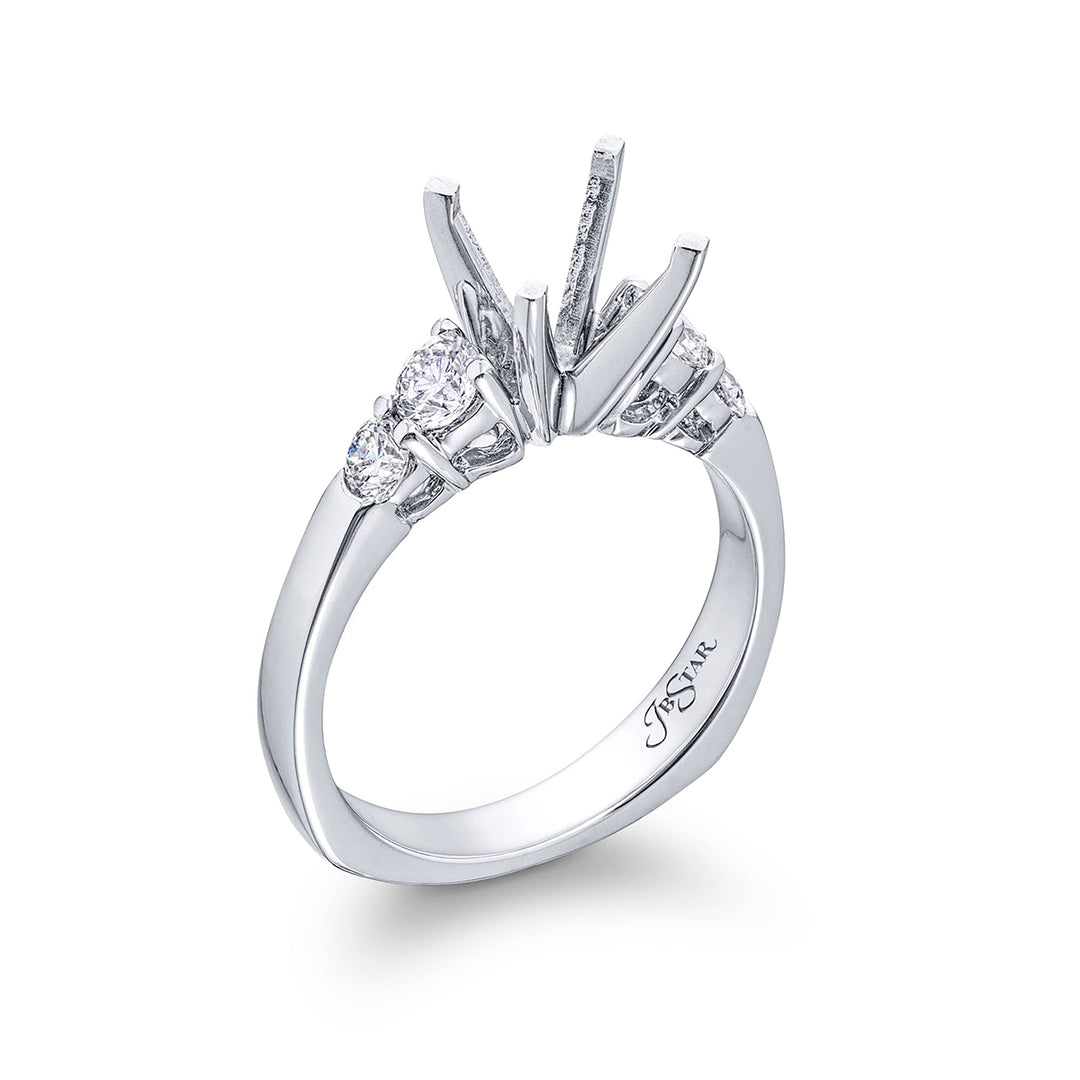 Beautiful diamond semi mount featuring 4 graduating round diamonds in a shared prong setting. Handcrafted in pure platinum.