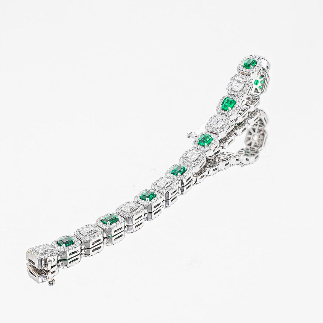 Platinum Emerald-Cut Emerald and Diamond Bracelet