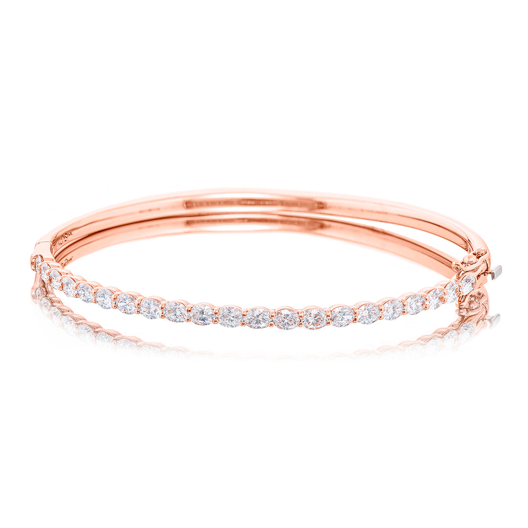 18KP Gold Oval Diamond Bangel Bracelet