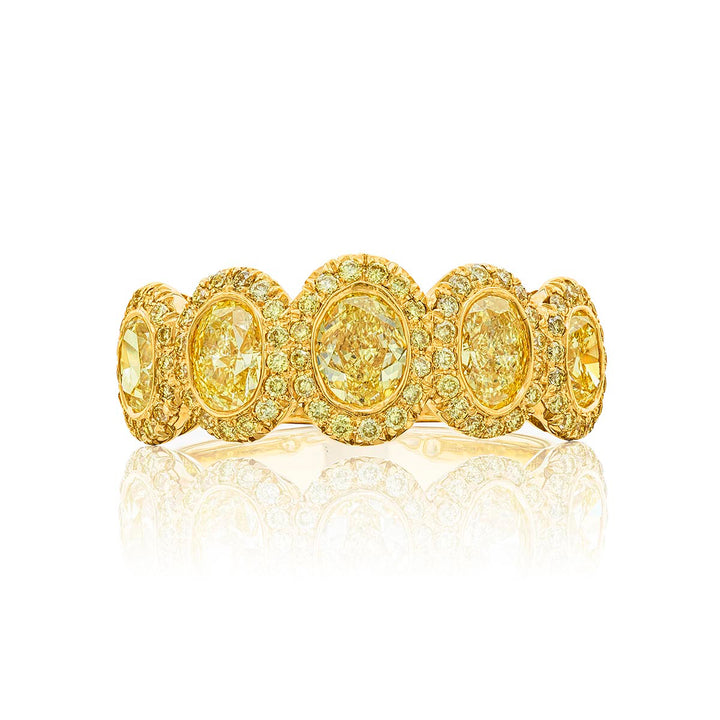 Elegance Elevated: Classic Fancy Yellow Oval-Cut Diamond Wedding Band