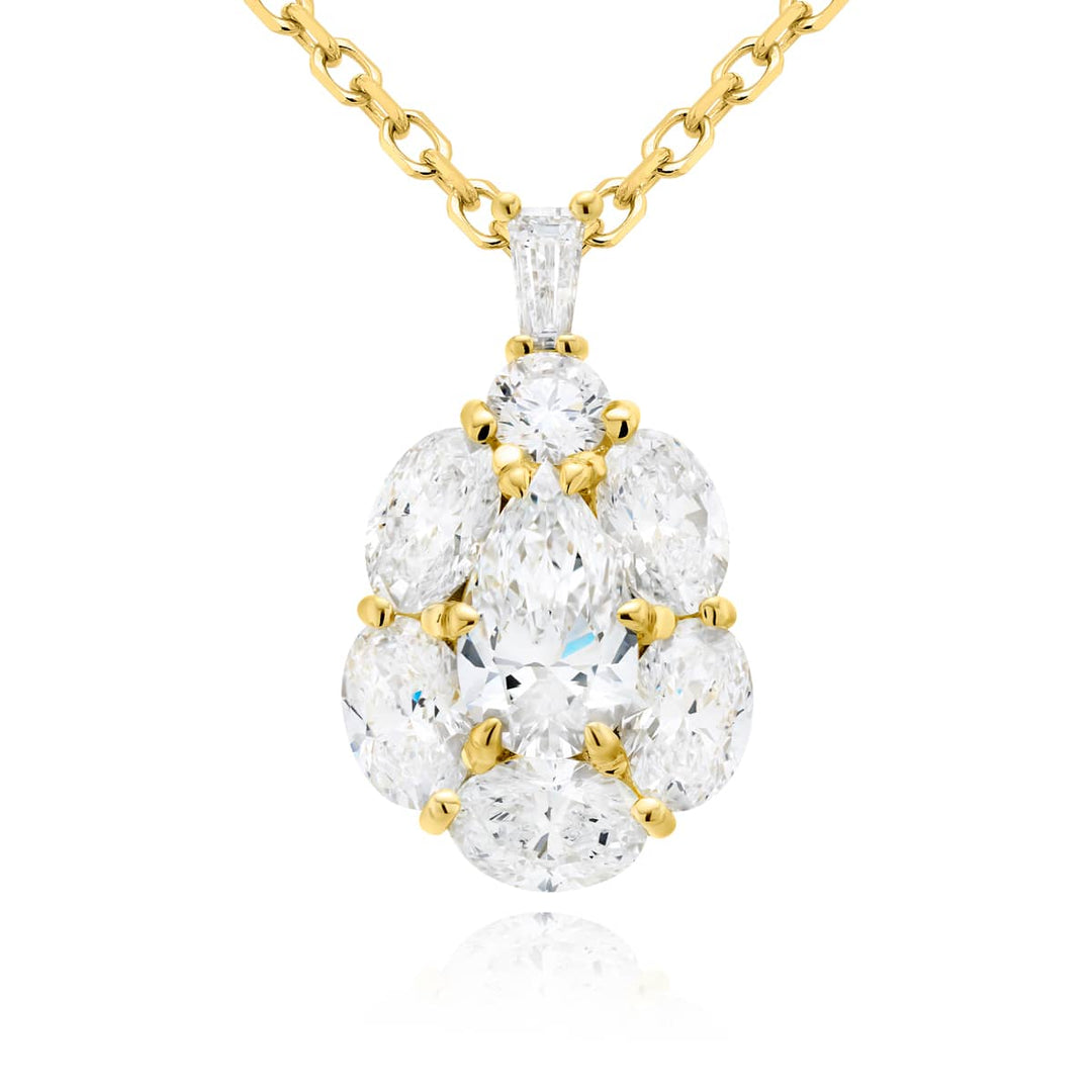 18K Yellow Gold Pear-Shaped Diamond and Oval Diamond Pendant
