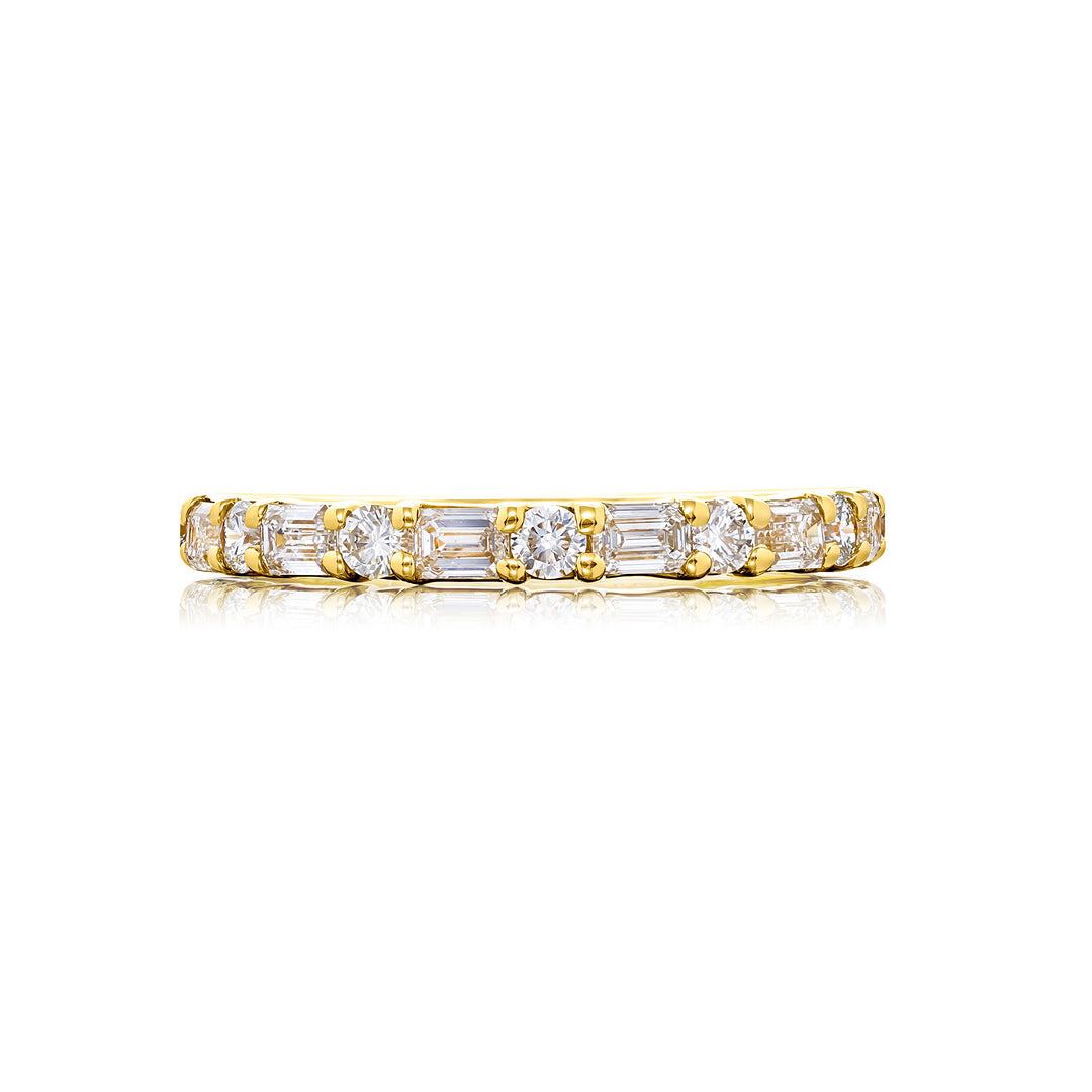 18K Yellow Gold Emerald-Cut and Round Diamond Single-Row East-West Band