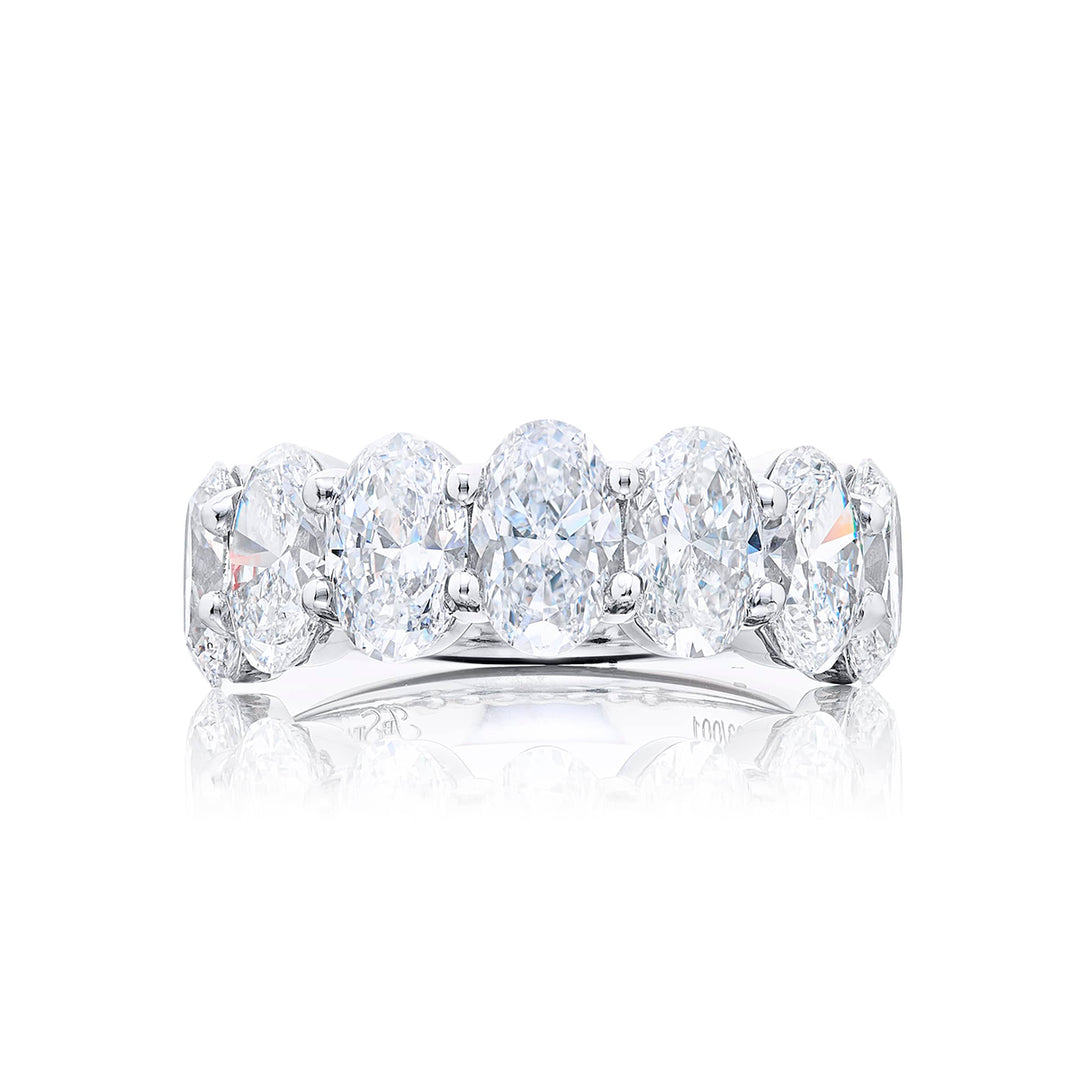 Classic Single-Row GIA-Certified Oval Diamond Band in Pure Platinum