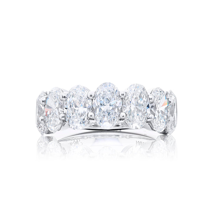Classic Single-Row GIA-Certified Oval Diamond Band in Pure Platinum