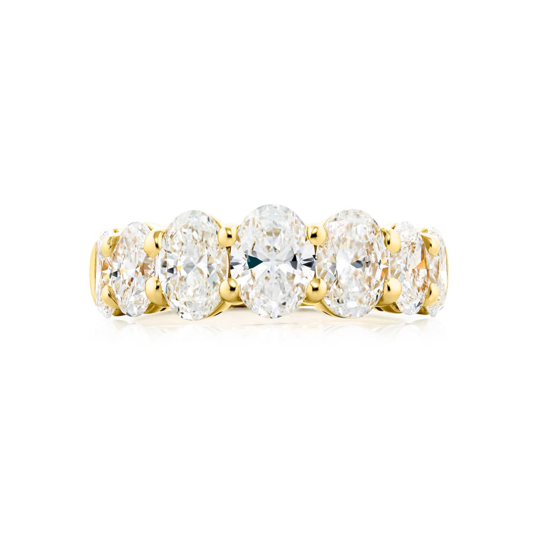 18K Yellow Gold Oval Diamond Band