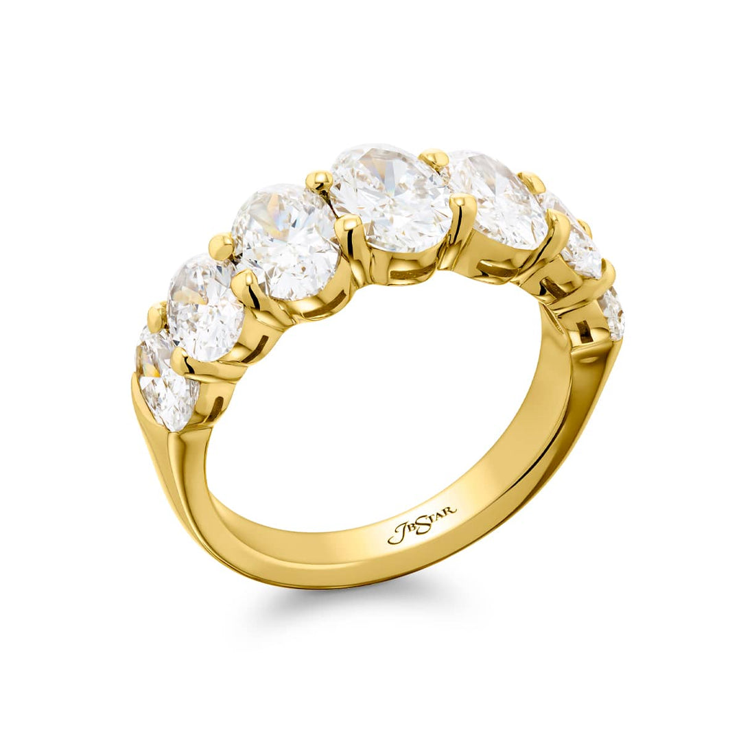 18K Yellow Gold Oval Diamond Band