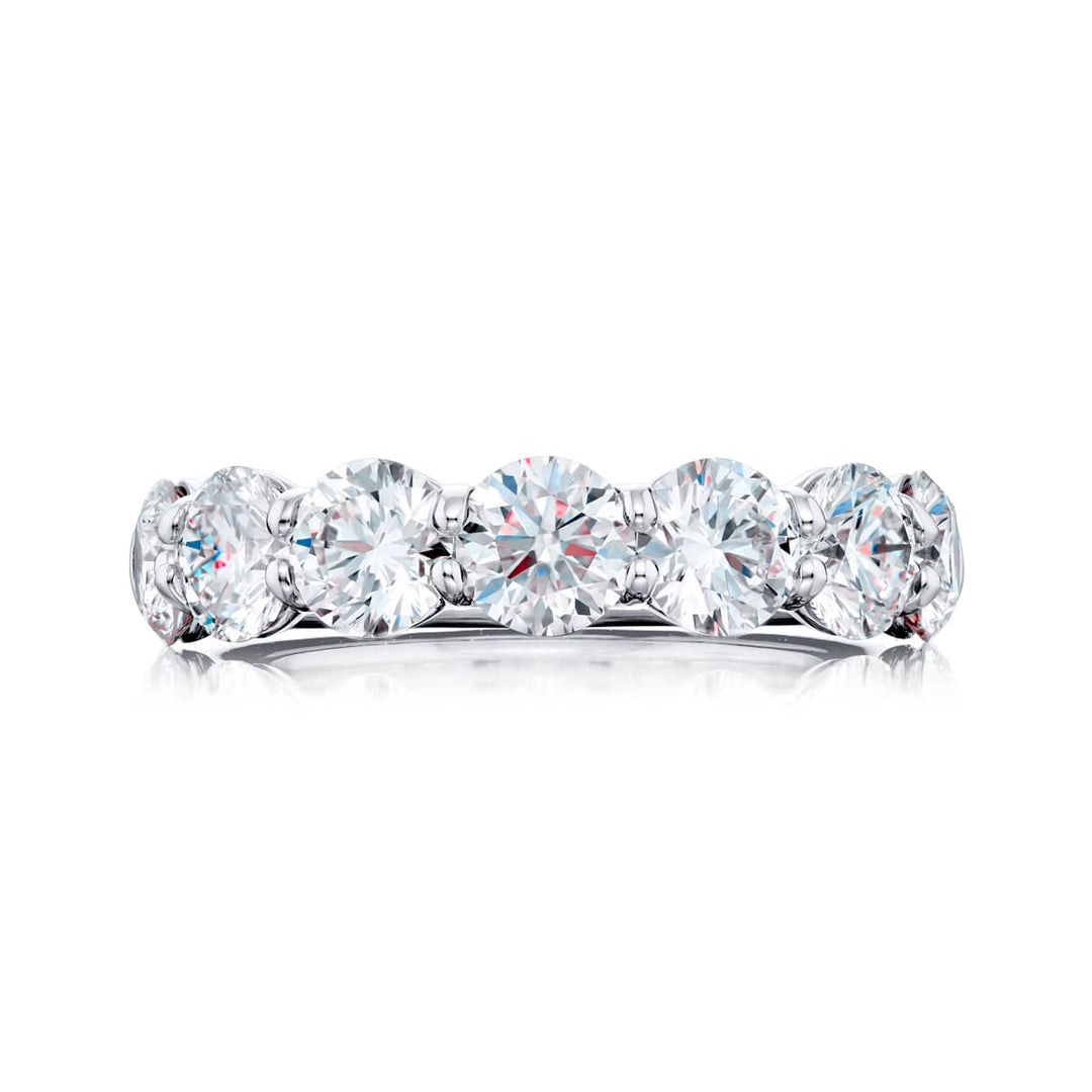 Platinum Round Diamond Single-Row GIA Certified Band