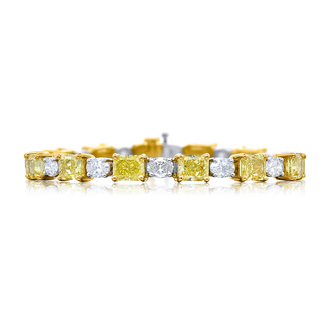 18K Yellow Gold and Platinum Radiant-Cut Fancy Yellow Diamond Bracelet