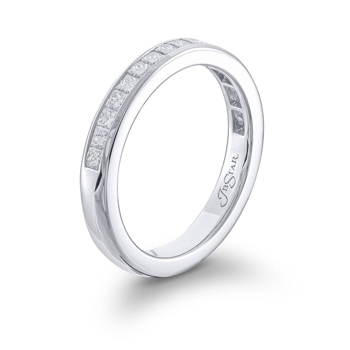 Elegance Elevated: Classic Single-Row Princess-Cut Diamond Band in Platinum