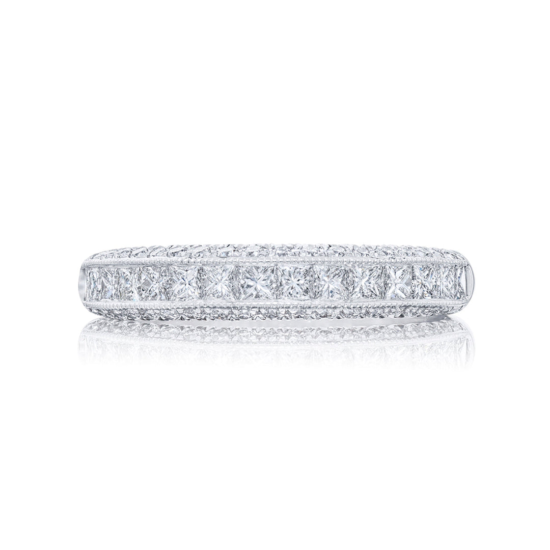Classic Single-Row Pave Diamond Band | Round Diamond Design in Platinum