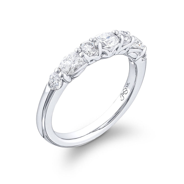 Elegance Elevated: Classic Single-Row Oval and Round-Cut Diamond Band in Platinum