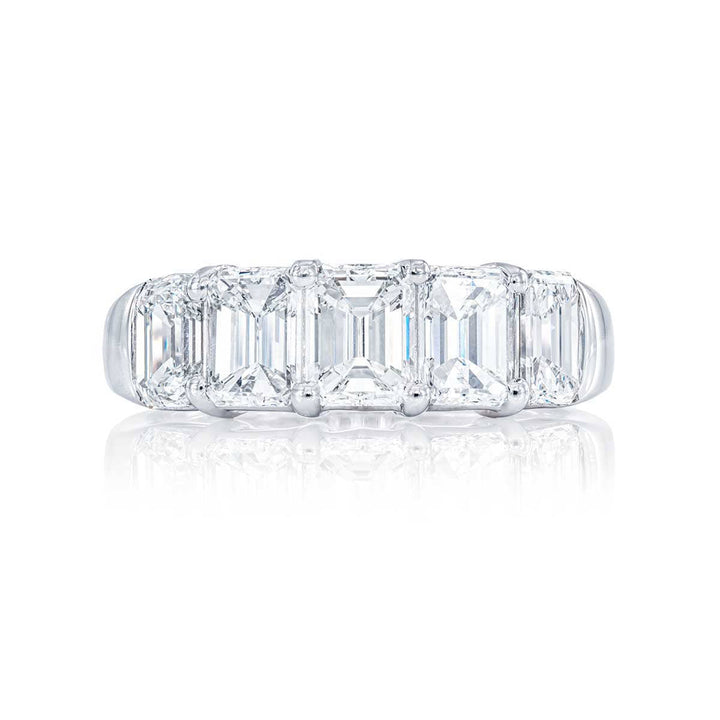 Elegance Elevated: Signature Single-Row Emerald-Cut Diamond Band in Platinum