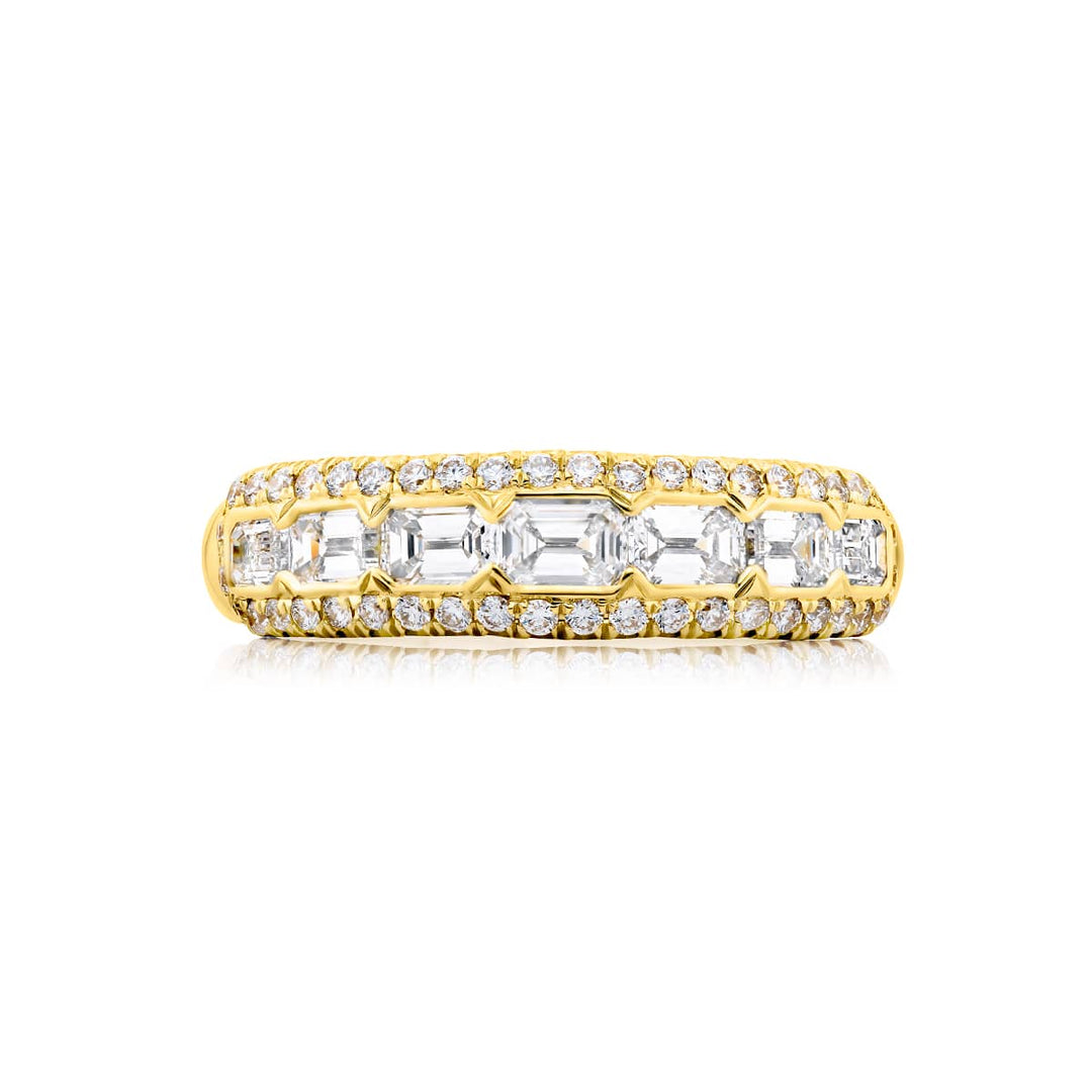 18K Yellow Gold Emerald-Cut Emerald Bezel Set Band