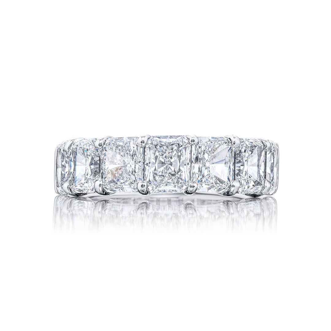 Elegance Elevated | Classic Single-Row Radiant-Cut GIA-Certified Diamond Band