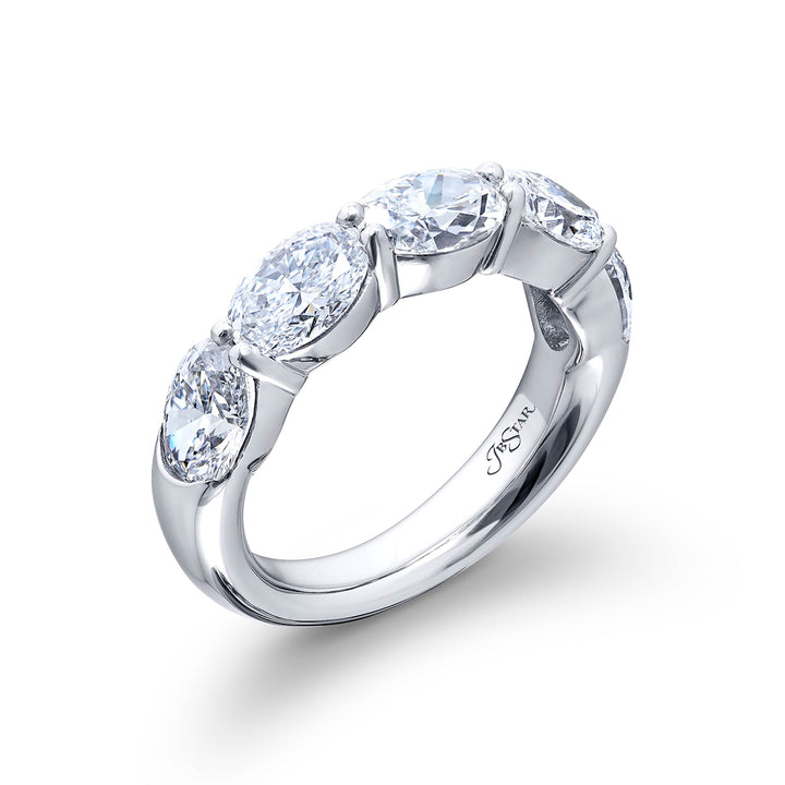 Elegance Elevated | Classic Single-Row GIA-Certified Diamond Band in Pure Platinum
