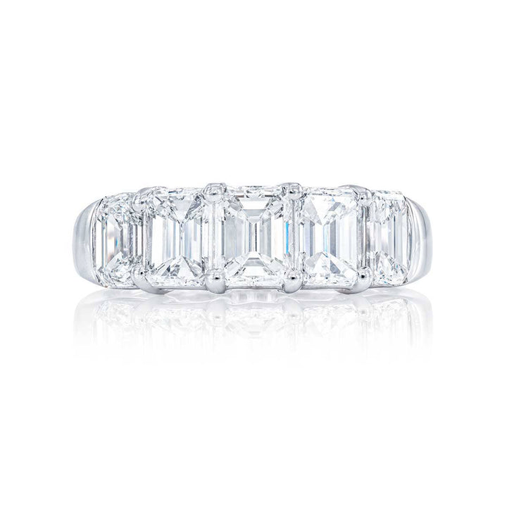 Elegance Elevated: Signature Single-Row Emerald-Cut Diamond Band in Platinum