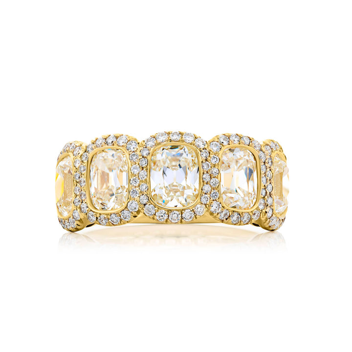 18K Yellow Gold Vintage Cushion-Cut Diamond Bezel Set Band