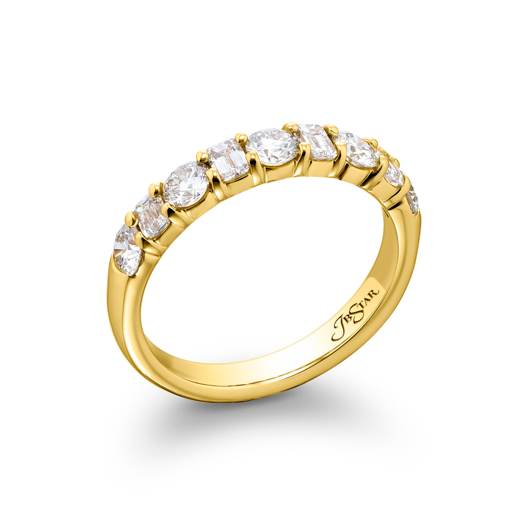 18K Yellow Gold Emerald-Cut and Round Diamond Single-Row Band