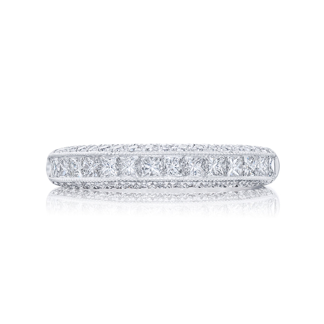 Classic Single-Row Pave Diamond Band | Round Diamond Design in Platinum