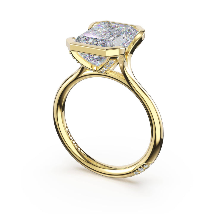 Emerald North/South Semi-Bezel Pavé-Prong Ring in 18kt Yellow Gold