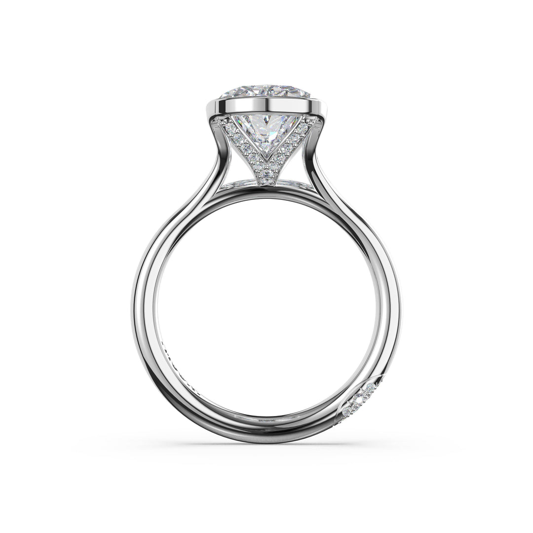 Oval North/South Semi-Bezel Pavé-Prong Ring in Platinum