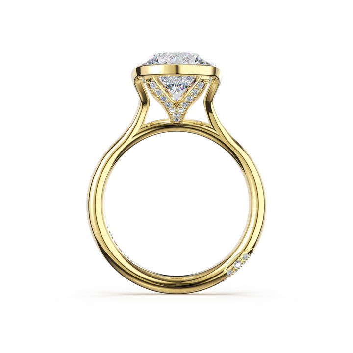 Round North/South Semi-Bezel Pavé-Prong Ring in 18kt Yellow Gold