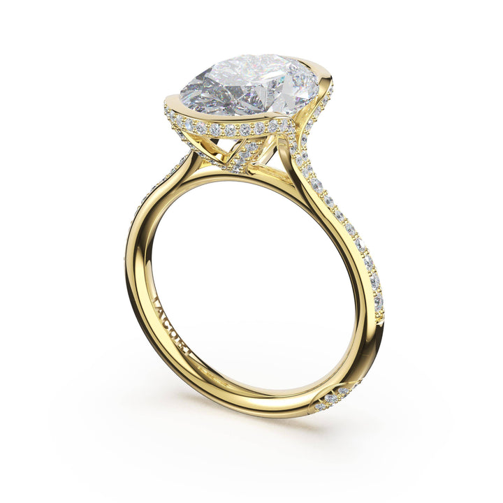 Oval North/South Semi-Bezel Pavé-Intense Ring in 18kt Yellow Gold