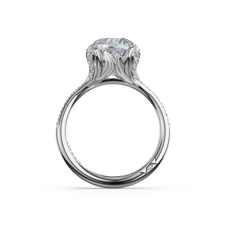 Cushion Petal-Crown Pavé Intense Solitaire in 18kt White Gold