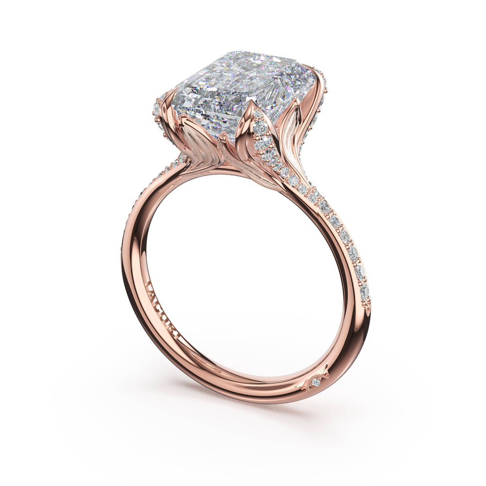 Emerald Petal-Crown Pavé Intense Solitaire in 18kt Rose Gold