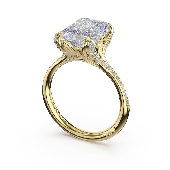 Radiant Petal-Crown Pavé Intense Solitaire in 18kt Yellow Gold
