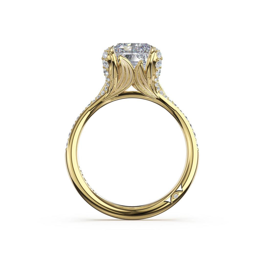 Radiant Petal-Crown Pavé Intense Solitaire in 18kt Yellow Gold