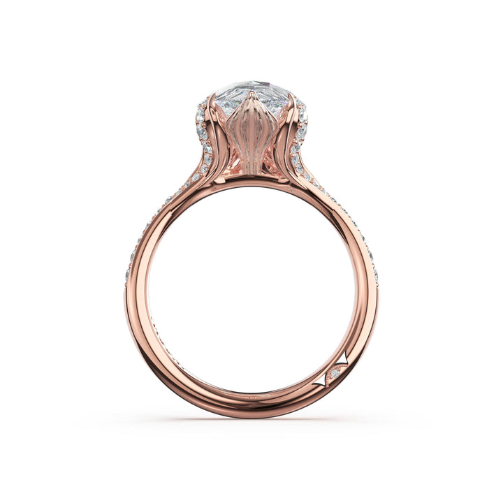 Pear Petal-Crown Pavé Intense Solitaire in 18kt Rose Gold