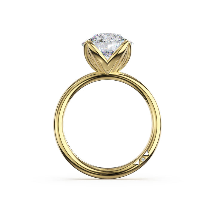 Round Sculpted Petal-Prong Solitaire in 18kt Yellow Gold