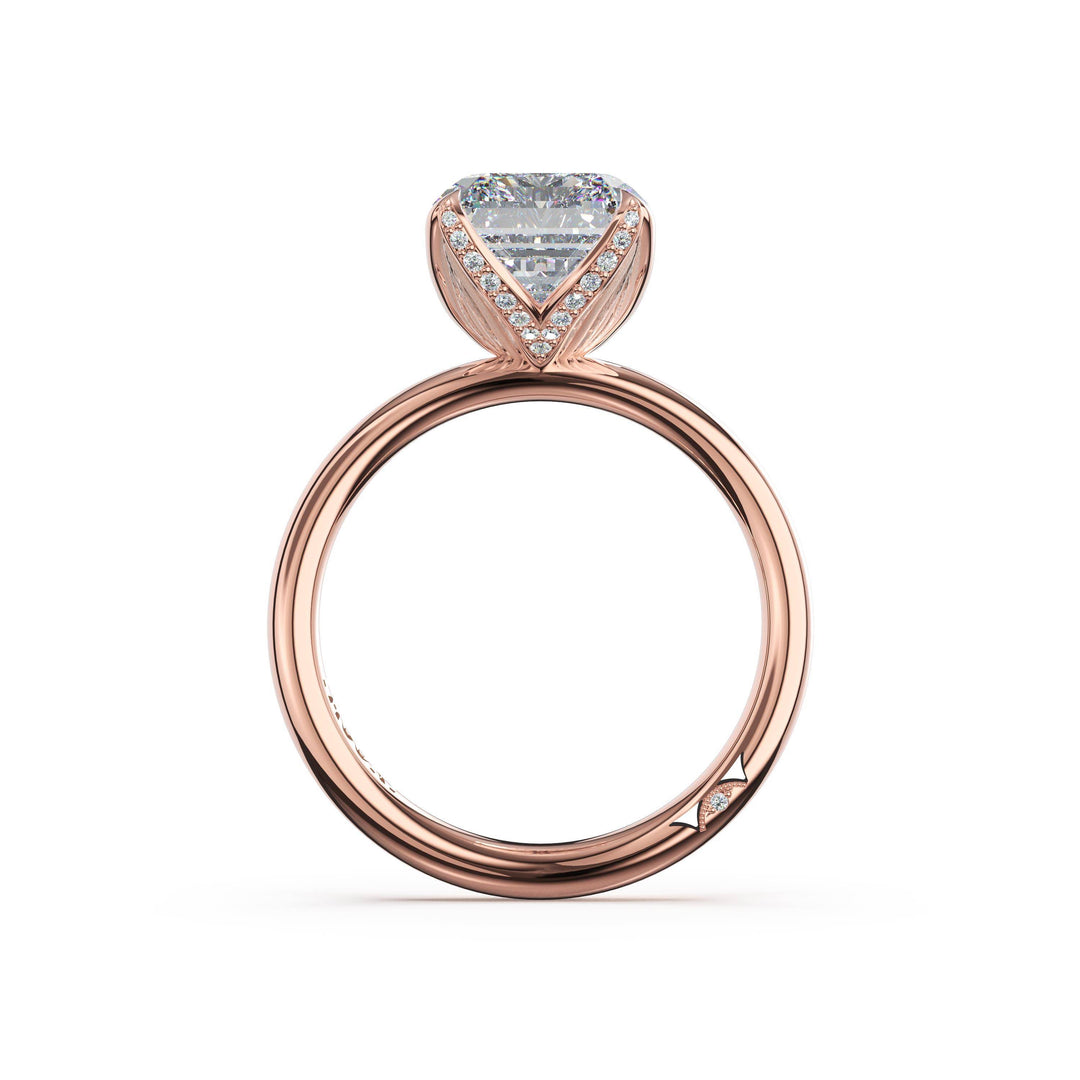 Emerald Sculpted Petal-PavÃ©-Prong Solitaire in 18kt Rose Gold