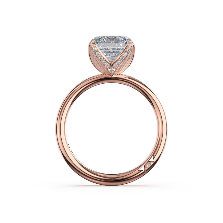 Emerald Sculpted Petal-PavÃ©-Prong Solitaire in 18kt Rose Gold