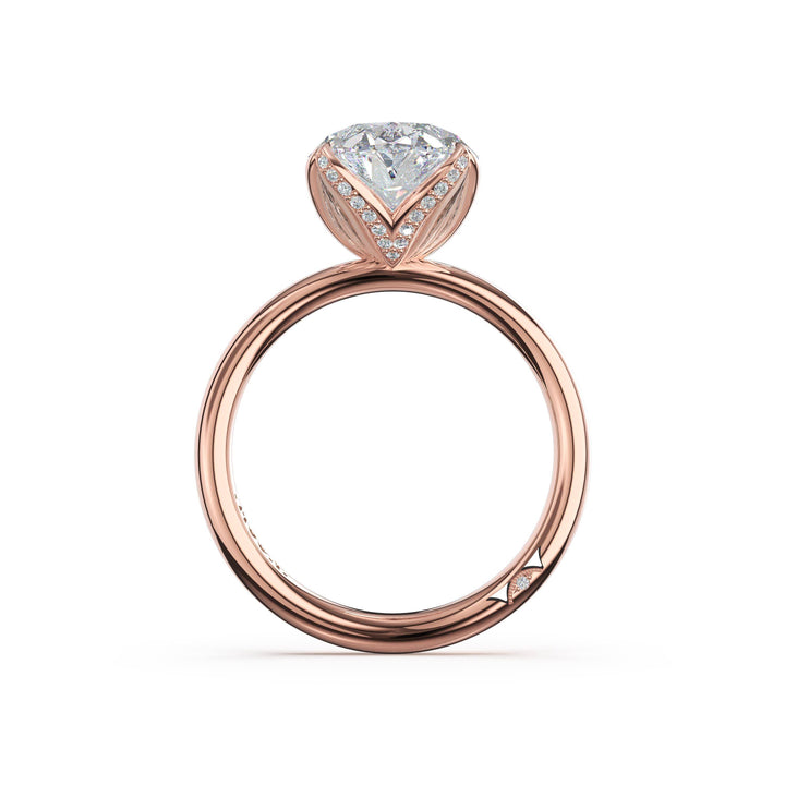 Oval Sculpted Petal-PavÃ©-Prong Solitaire in 18kt Rose Gold