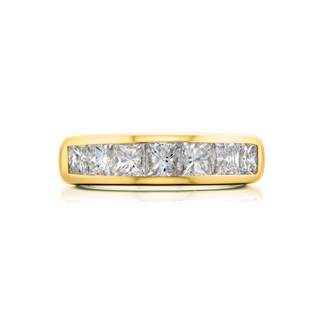18K Yellow Gold Princess-Cut Diamond Single-Row Channel Set Mens Wedding Band