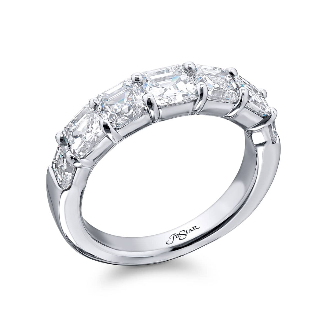 Platinum Diamond Single-Row Band
