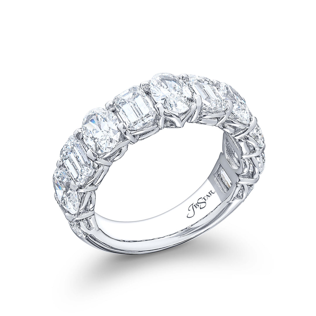 Iconic Single-Row Diamond Band | Emerald-Cut & Oval Diamonds in Platinum
