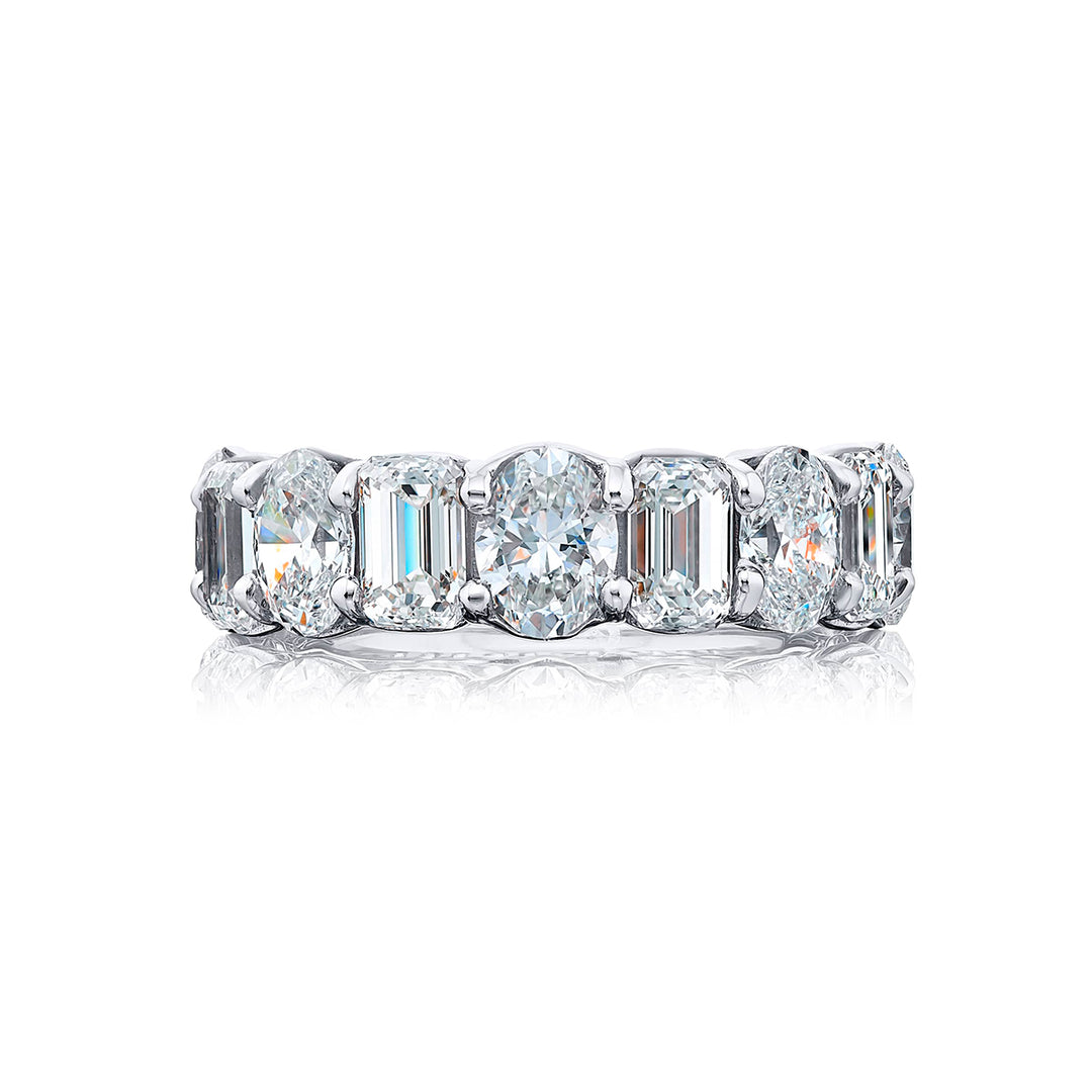 Classic Single-Row Diamond Band | Oval & Emerald-Cut Diamonds in Platinum