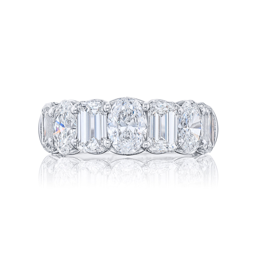 Classic Single-Row Diamond Band | Emerald-Cut & Oval Diamonds in Pure Platinum