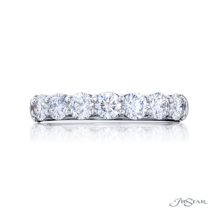 Platinum Round Diamond Single-Row Band