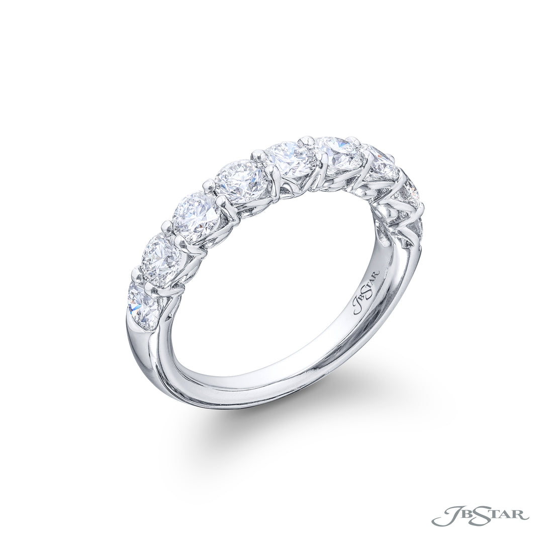 Platinum Round Diamond Single-Row Band